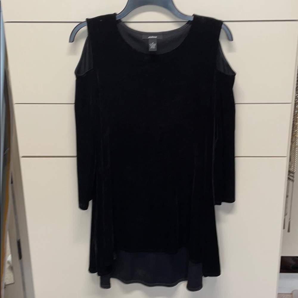 Alfani cold shoulder velvet like top